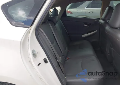 2010 Toyota Prius Iv z USA, uszkodzony, nr VIN JTDKN3DU4A5177390